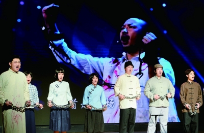 6月18日晚，“信仰之歌 青春无悔”缅怀雨花英烈主题音乐会在南艺剧场举行。 南京日报/紫金山新闻记者 孙中元 摄