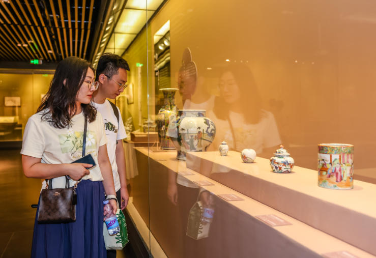 “何以见园——文物里的园林意象”展在太平天国历史博物馆（瞻园）开展。南京日报/紫金山新闻记者 董家训 摄