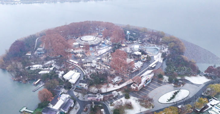 玄武湖化身冰雪世界