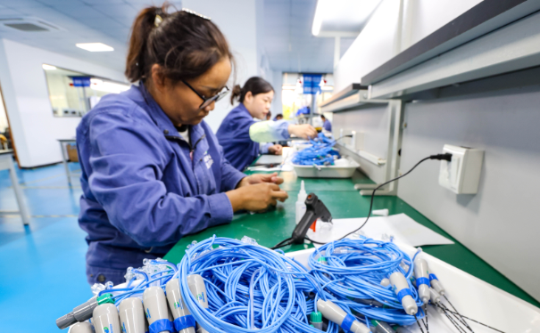 宁企产微创器械产销两旺