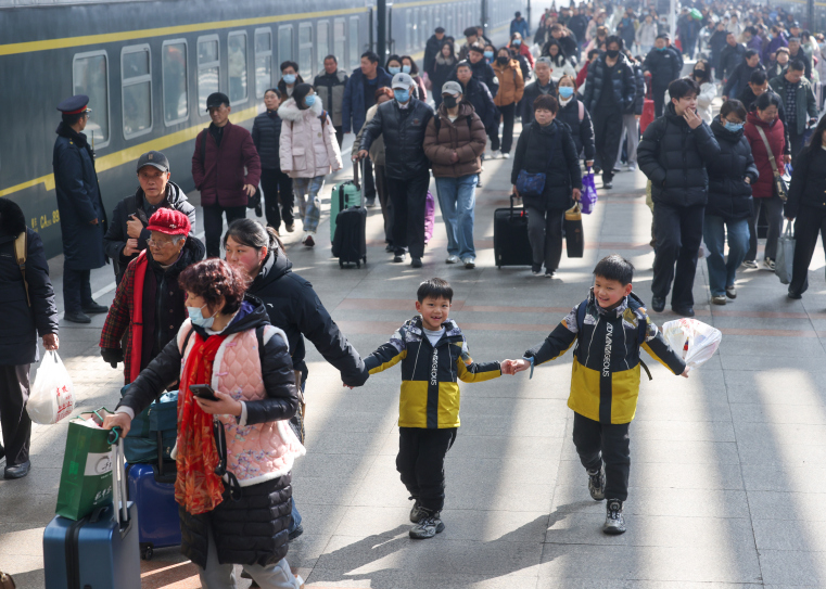 春运归程 心向团圆