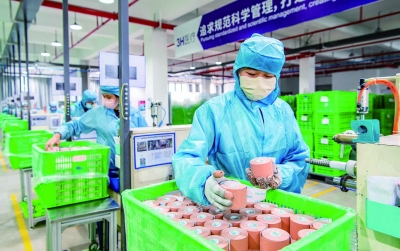 医疗用品企业产销两旺