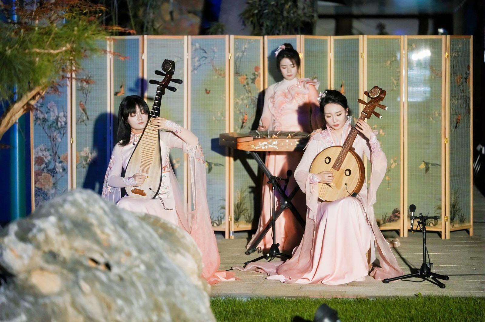 用民乐奏出“新大众文艺”的城市交响