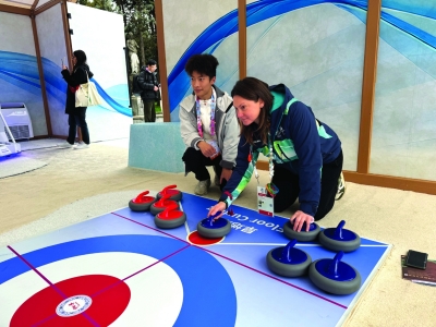 南航学子在冬奥会讲述中国故事