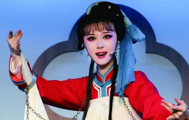 南京市越剧团青年演员王柯边入围“白玉兰”奖