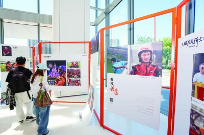 “城市与骑士”摄影巡展亮相河西